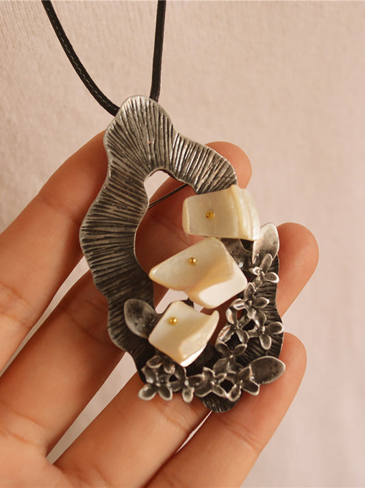 Women Vintage Alloy Flower Shell Sweater Necklace