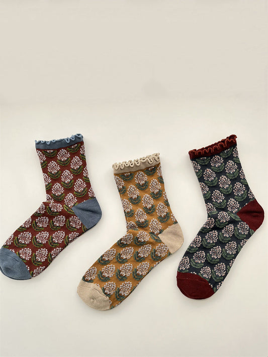 3 Pairs Women Autumn Artsy Flower Jacquard Socks