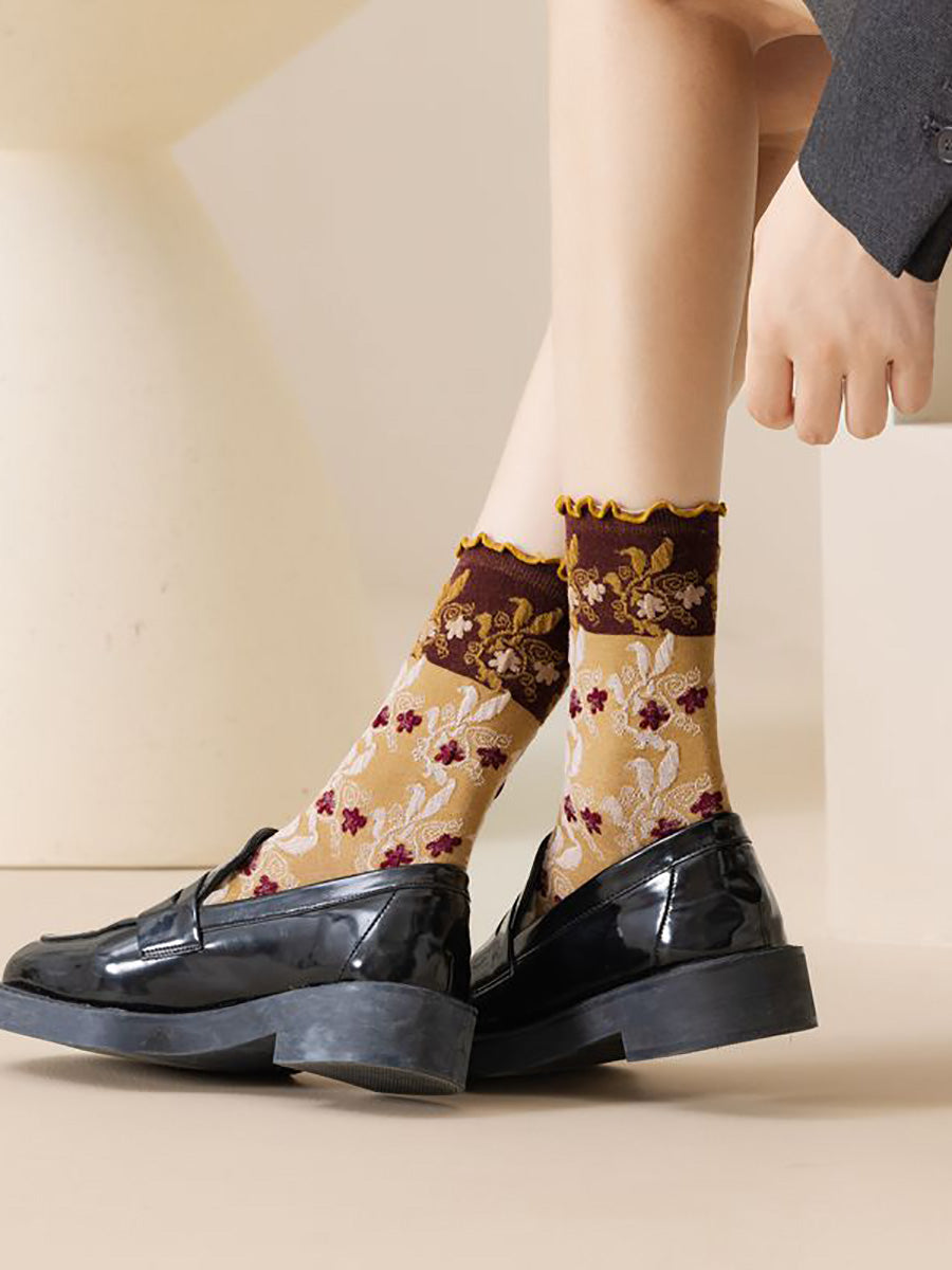 3 Pairs Women Autumn Flower Jacquard Colorblock Socks