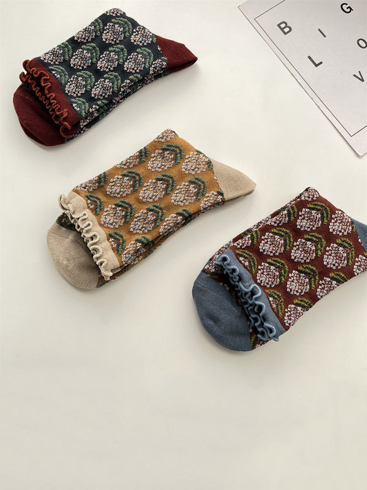 3 Pairs Women Autumn Artsy Flower Jacquard Socks