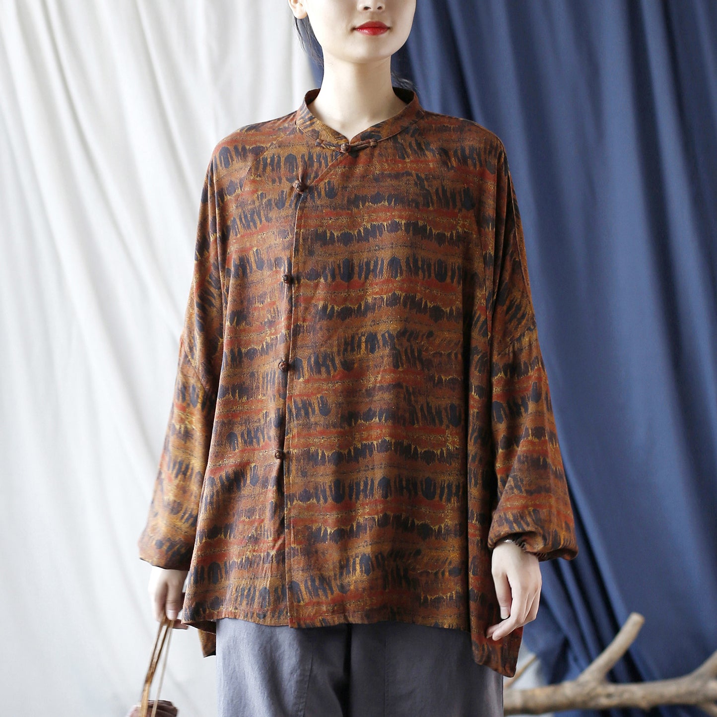 Cotton And Linen Printed Baggy And Slim Vintage Shirt With Stand Collar